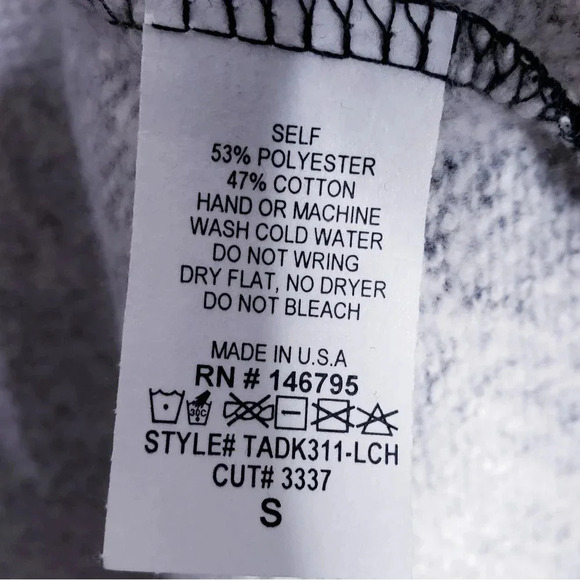 Dee Elly Sweatshirt Quarantine Made This Body Size Small Heather Black Crewneck - Picture 11 of 11